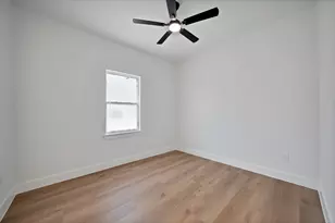 1130 E Hattie St, Fort Worth, TX 76104 - Photo 25