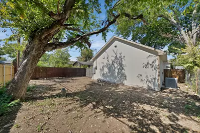 1130 E Hattie Street, Fort Worth, TX 76104 - Photo 27