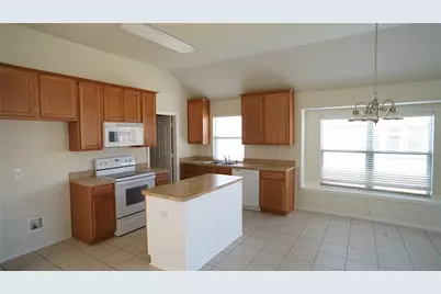 2409 Deerwood Drive, Little Elm, TX 75068 - Photo 3