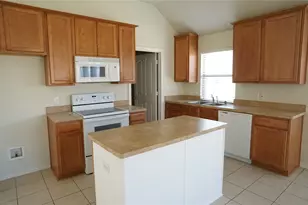 2409 Deerwood Dr, Little Elm, TX 75068 - Photo 5