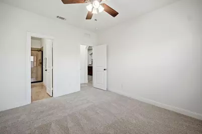 7036 Flamencia, Grand Prairie, TX 75054 - Photo 17