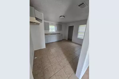 4503 Bradshaw Street, Dallas, TX 75215 - Photo 9