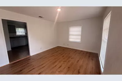 4503 Bradshaw Street, Dallas, TX 75215 - Photo 5