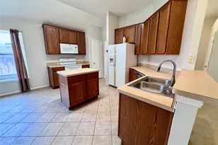 1811 Lake Travis Dr, Allen, TX 75002 - Photo 11