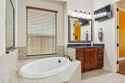 1225 Huron Drive, Grapevine, TX 76051 - Photo 17