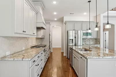 1225 Huron Drive, Grapevine, TX 76051 - Photo 9