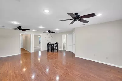205 W Latimer Street, Ennis, TX 75119 - Photo 5