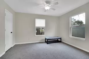 205 W Latimer St, Ennis, TX 75119 - Photo 19