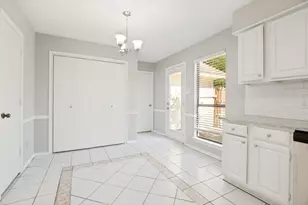 2013 Arles Ln, Carrollton, TX 75007 - Photo 13