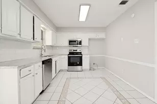 2013 Arles Ln, Carrollton, TX 75007 - Photo 11