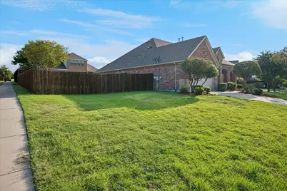 223 Aspen Lane, Frisco, TX 75036 - Photo 3