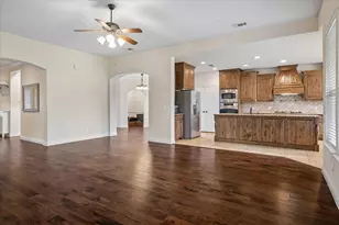 223 Aspen Lane, Frisco, TX 75036 - Photo 9