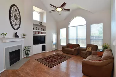 4401 Caledonia Creek Lane, Plano, TX 75024 - Photo 9