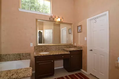 4401 Caledonia Creek Lane, Plano, TX 75024 - Photo 15