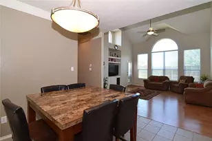 4401 Caledonia Creek Ln, Plano, TX 75024 - Photo 5