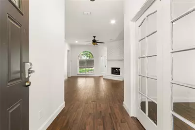 2901 Panorama Drive, Carrollton, TX 75007 - Photo 9
