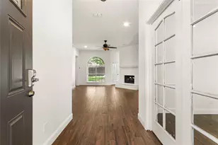 2901 Panorama Dr, Carrollton, TX 75007 - Photo 9