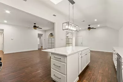 2901 Panorama Drive, Carrollton, TX 75007 - Photo 19