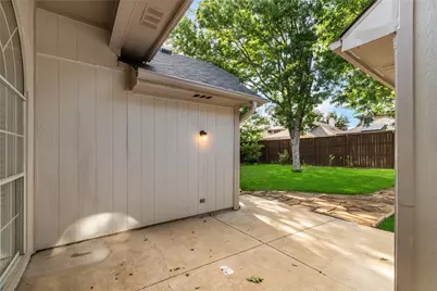 2901 Panorama Drive, Carrollton, TX 75007 - Photo 33