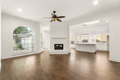 2901 Panorama Drive, Carrollton, TX 75007 - Photo 11