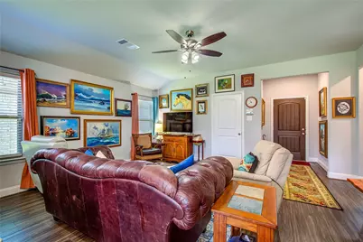6405 Graceland Drive, Greenville, TX 75402 - Photo 9