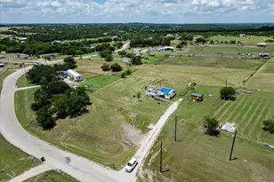 108 Lelon Ln, Springtown, TX 76082 - Photo 11