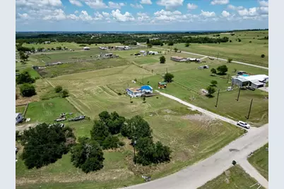 108 Lelon Lane, Springtown, TX 76082 - Photo 13