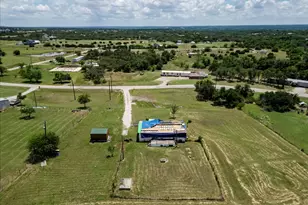 108 Lelon Ln, Springtown, TX 76082 - Photo 7