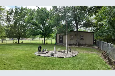 323 S Fisher Street, Gorman, TX 76454 - Photo 13