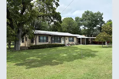 323 S Fisher Street, Gorman, TX 76454 - Photo 1
