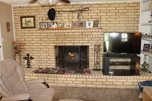 323 S Fisher St, Gorman, TX 76454 - Photo 33