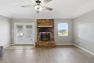 119 Blue Jay St, Stephenville, TX 76401 - Photo 13