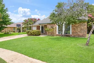 524 Carl C Senter St, Forney, TX 75126 - Photo 3