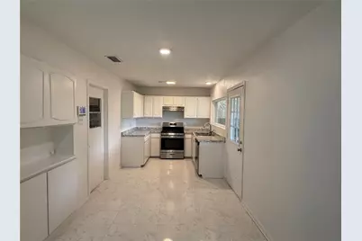 3325 Lariat Lane, Garland, TX 75042 - Photo 7