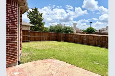 509 S Hampton Court, Lewisville, TX 75056 - Photo 33