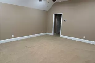 509 S Hampton Ct, Lewisville, TX 75056 - Photo 29