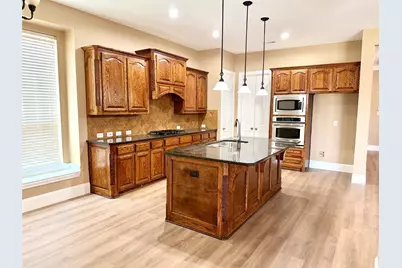509 S Hampton Court, Lewisville, TX 75056 - Photo 11