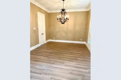 509 S Hampton Court, Lewisville, TX 75056 - Photo 5