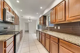 123 S Venice Dr, Duncanville, TX 75116 - Photo 13