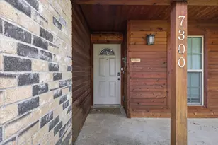 7300 Kary Lynn Dr E, Watauga, TX 76148 - Photo 3