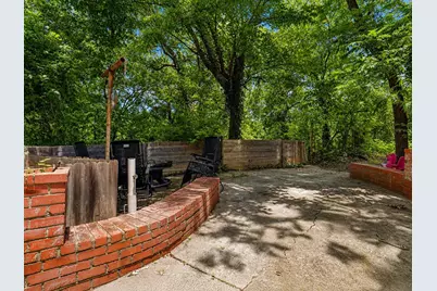 2409 Whitewood Drive, Dallas, TX 75233 - Photo 15