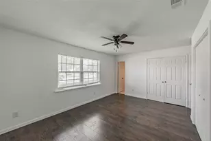5602 Sayle St, Greenville, TX 75402 - Photo 17