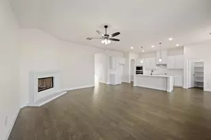 833 Condor St, Joshua, TX 76028 - Photo 3