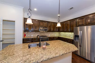 1008 Lone Ivory Trail, Arlington, TX 76005 - Photo 13
