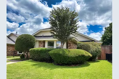 320 Crooked Lane, Mesquite, TX 75149 - Photo 1