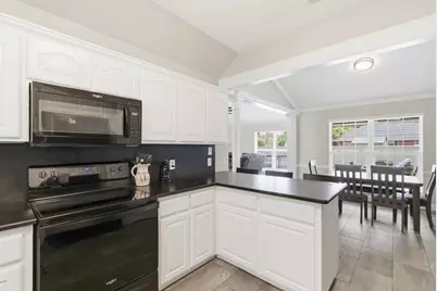 1111 Harbor Lakes Drive, Granbury, TX 76048 - Photo 11