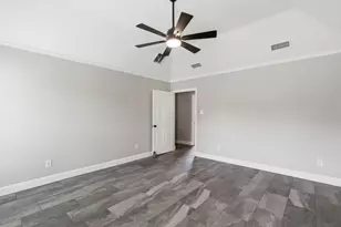 1111 Harbor Lakes Dr, Granbury, TX 76048 - Photo 15