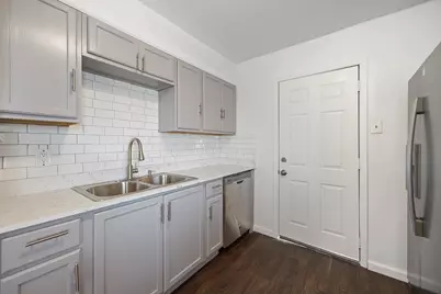 3827 Vineyard Drive, Dallas, TX 75212 - Photo 7
