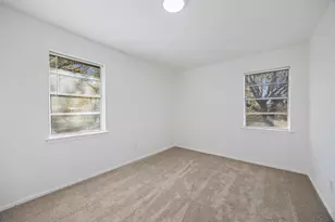 3827 Vineyard Dr, Dallas, TX 75212 - Photo 13