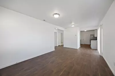 3827 Vineyard Drive, Dallas, TX 75212 - Photo 3